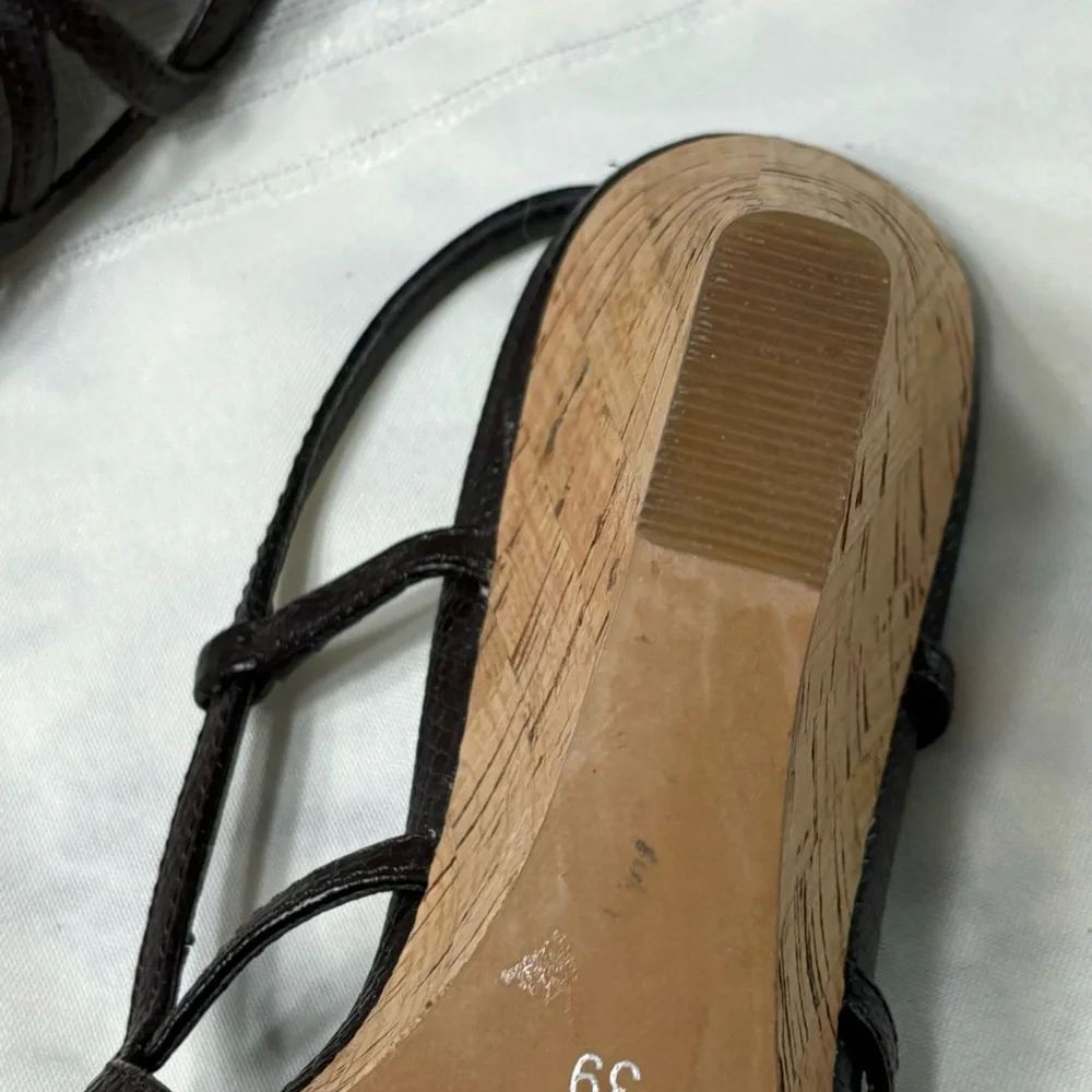 Aldo Vero Cuoio wedge black size 39 leather cork‎